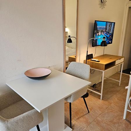 Apartment For Two Пула Екстериор снимка