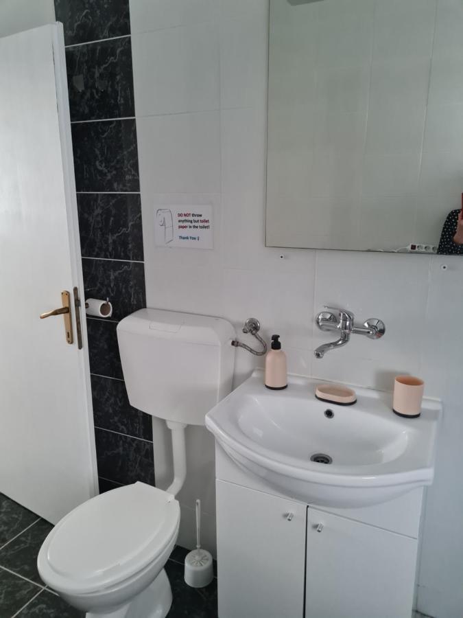 Apartment For Two Пула Екстериор снимка