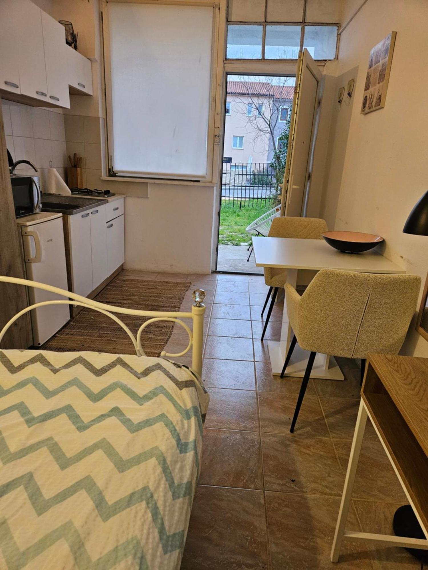 Apartment For Two Пула Екстериор снимка